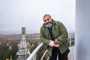 Vedoucí vědecký pracovník Centra experimentální mechaniky Shota Urushadze nosí velmi netradiční jméno. Pochází z Gruzie, ale v České republice žije už mnoho let a mluví plynně česky. 