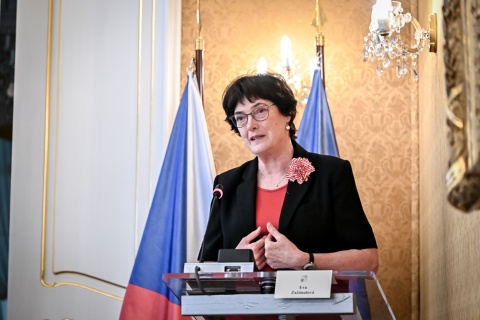 Podle předsedkyně AV ČR Evy Zažímalové nabízí věda řešení klimatické změny. Díky ní také víme, jak daleko může tato změna zajít, pokud proti ní nebudeme bojovat.