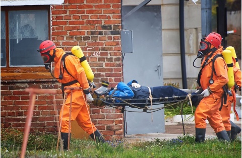 Prášek, který dovede neutralizovat toxické látky v prostředí nenajde využití jen v ekologii a armádě, době se hodí také pro hasičský záchranný sbor. 