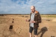 „Zajímavá je podobnost s monumentem Stonehenge. Rondel je však o tisíc pět set let starší,“ říká archeolog Miroslav Kraus z Archeologického ústavu AV ČR, Praha.