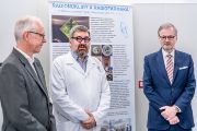 2024-06-18_Otevreni-nove-laboratore-UJF_premier-Petr-Fiala_web-043