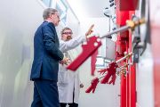 2024-06-18_Otevreni-nove-laboratore-UJF_premier-Petr-Fiala_web-062