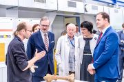 2024-06-18_Otevreni-nove-laboratore-UJF_premier-Petr-Fiala_web-088