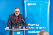 2024-11-21_Medaile AV ČR_web-27