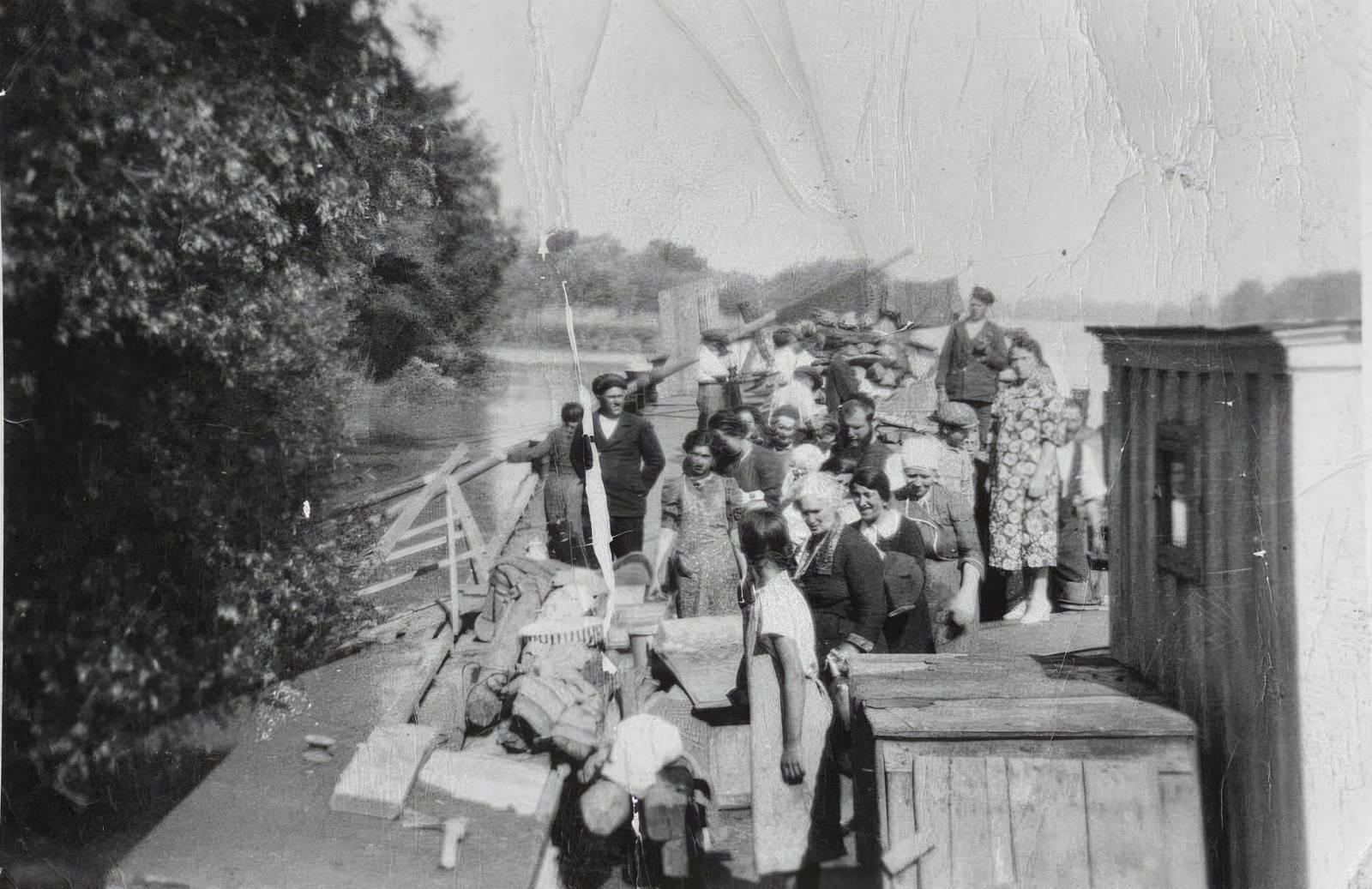 Refugees who had to survive in cramped conditions for several months on a towboat on the Danube River.