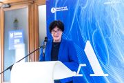2025-03-04_Vernisaz GAV_Genialni material_web-26