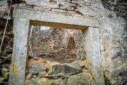 Vstup dovnitř kostela se nedoporučuje, pozor je ale třeba dávat i v jeho okolí, místy jsou v zemi díry. Hrozí nebezpečí úrazu.