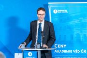 2025-11-21_Medaile Akademie věd_web (19)