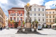 Zelňák, Špilas a další fleky. Také v centru města se s neživou přírodou setkáváme na každém kroku – ať už jde o kamení v hradbách a zídkách či stavební materiály, skulptury a kašny.