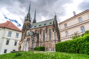 Jednou z dominant Brna je katedrála sv. Petra a Pavla na vrchu Petrov. Použitý stavební kámen pochází z lomů v okolí města, například ze Stránské skály či Červeného a Žlutého kopce.