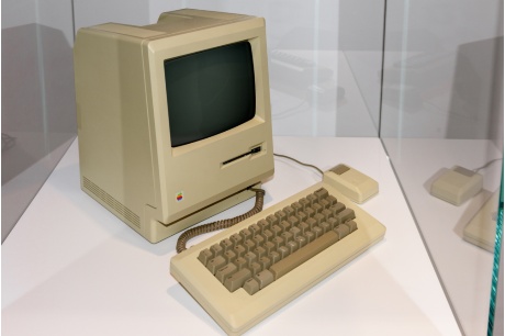 Macintosh 128K od firmy Apple Macintosh 128K od firmy Apple