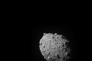 Detail povrchu asteroidu Dimorphos