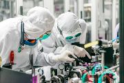 Fyzikální ústav AV ČR – Centrum HiLASE / Experimentální platforma pro vývoj tenkodiskových laserů
