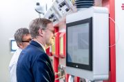 Návštěva premiéra Petra Fialy při otevření nové laboratoře Ústavu jaderné fyziky AV ČR