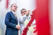 Návštěva premiéra Petra Fialy při otevření nové laboratoře Ústavu jaderné fyziky AV ČR