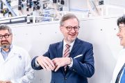 Návštěva premiéra Petra Fialy při otevření nové laboratoře Ústavu jaderné fyziky AV ČR