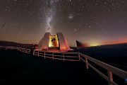 Kopule s dalekohledem E152 na observatoři ESO La Silla v Chile